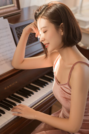 超级教师第6集在线观看