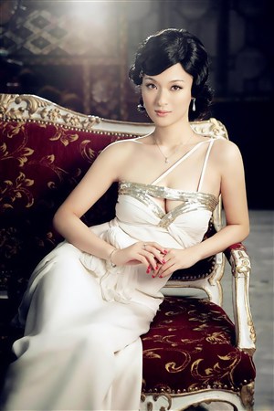 双性人妻的YIN荡生活