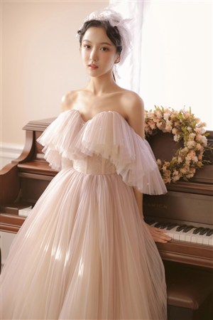 体育生爽擼又大又粗的雞巴漫画