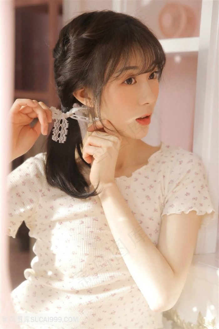 年轻的女教师4免费观看