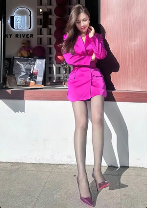 国产精品欧美亚洲秋霞