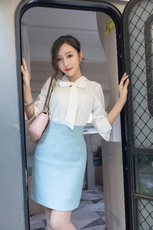 国产麻豆xxxvideo实拍